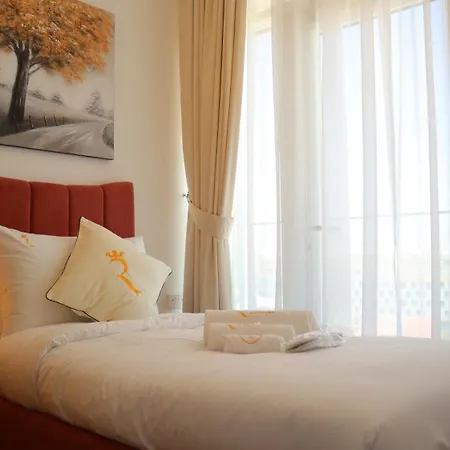 Wanderlust 2Br Apartment In Masdar City Abu Dhabi Exterior photo