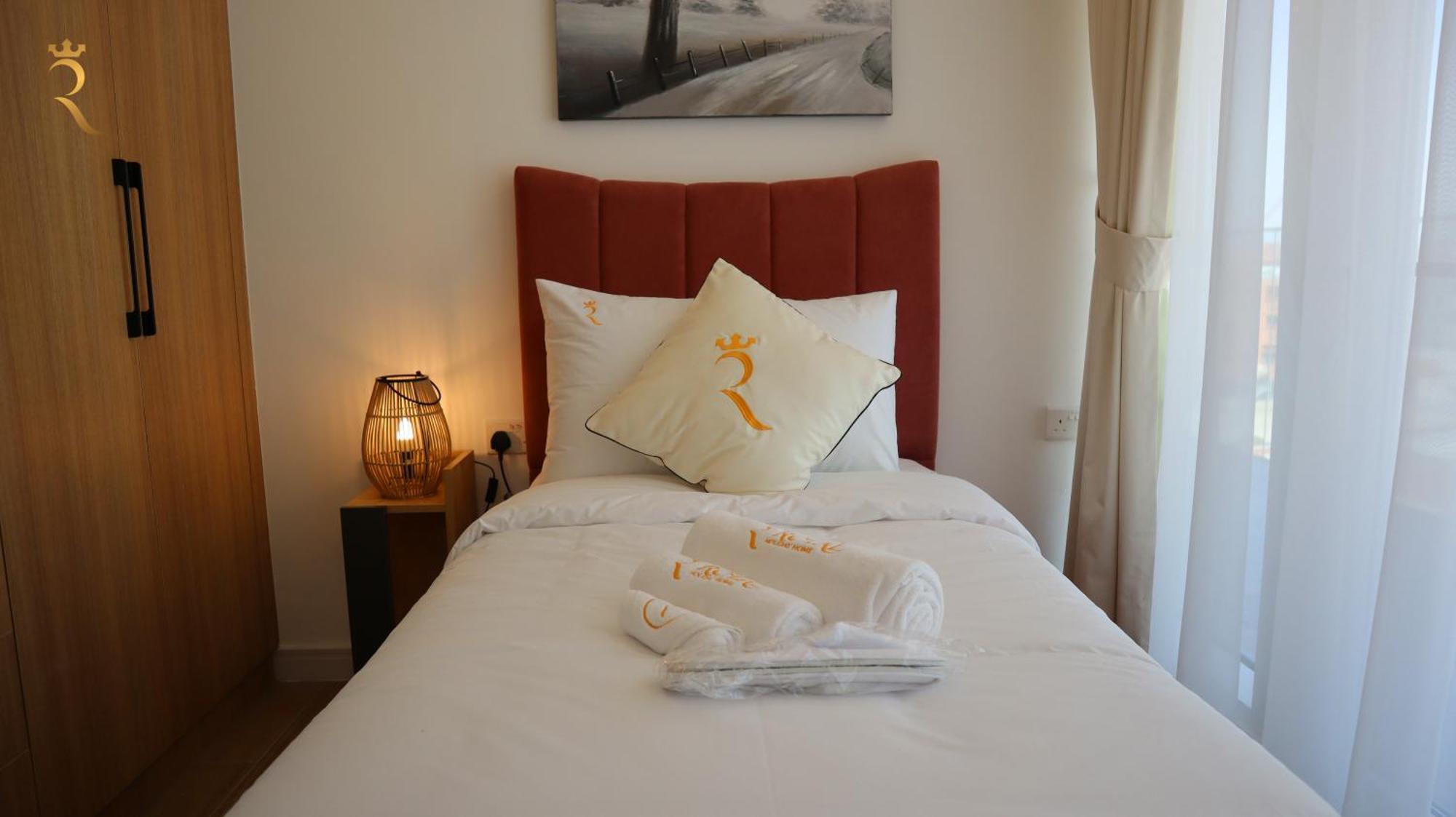 Wanderlust 2br In Masdar